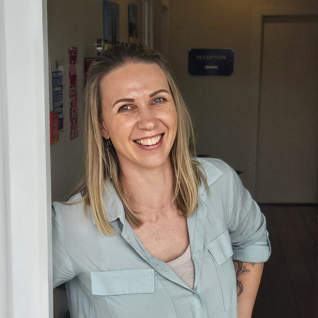 Tessa Saraeva, Osteopath